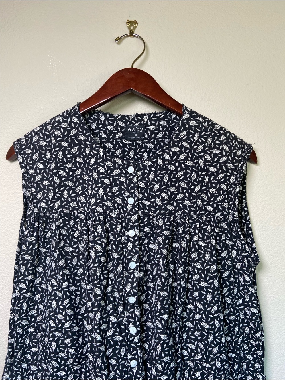 Esby Apparel Sleeveless Mini Dress - Picture 2 of 9